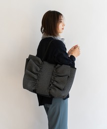 ネオプレーンフリルBIGトートバッグ