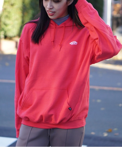 VANS(バンズ)の「VANS/ヴァンズ CREST HOOD SWEAT クレストフードスウェット(ユニセックス)(パーカー・メンズ・ホワイト/ブラック/ピンク・LARGE/MEDIUM/X-LARGE)」の20枚目の写真