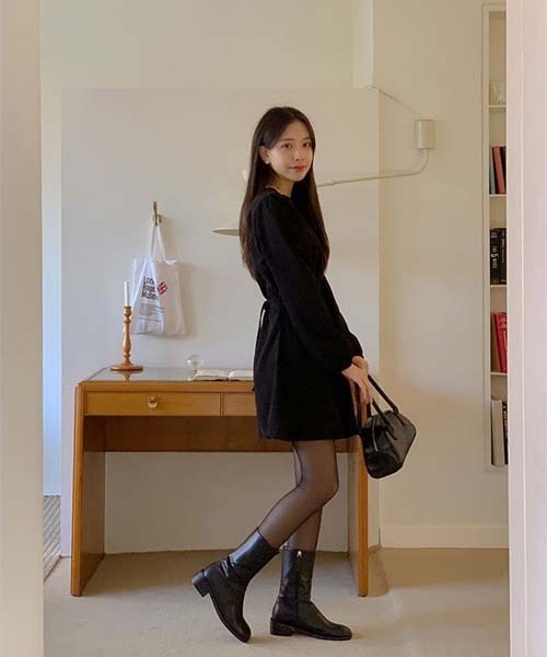 SONA（ソナ）の「SONA コーデュロイピンタックバックリボンミニワンピース（ワンピース・レディース・ブラック/グレー・FREE）」の12枚目の写真