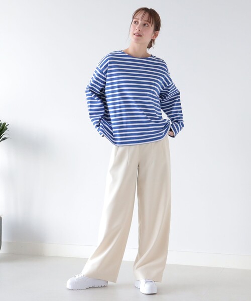 Ray BEAMS(レイビームス)の「ORCIVAL / ワイド ボートネック ロングスリーブ カットソー(Tシャツ/カットソー・レディース・オフホワイト/ブルー・1)」の18枚目の写真