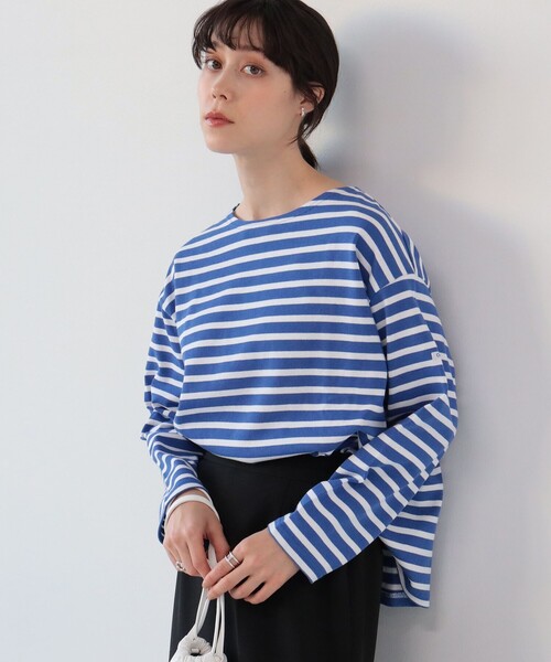 Ray BEAMS(レイビームス)の「ORCIVAL / ワイド ボートネック ロングスリーブ カットソー(Tシャツ/カットソー・レディース・オフホワイト/ブルー・1)」の10枚目の写真