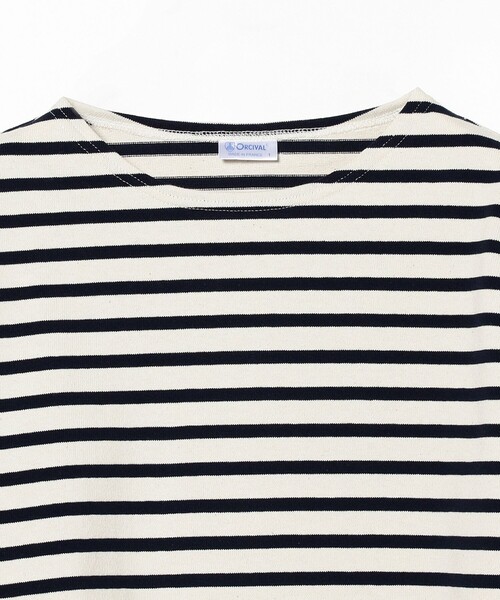 Ray BEAMS(レイビームス)の「ORCIVAL / ワイド ボートネック ロングスリーブ カットソー(Tシャツ/カットソー・レディース・オフホワイト/ブルー・1)」の5枚目の写真