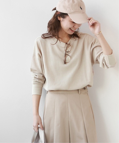 JOURNAL STANDARD relume(ジャーナルスタンダード レリューム)の「《追加2》TCワッフルオーバーサイズロングスリーブTシャツ(Tシャツ/カットソー・レディース・チャコールグレー/ホワイト系その他/オートミール/ベージュ/ピンク系その他・FREE)」の3枚目の写真