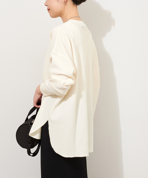 JOURNAL STANDARD relume(ジャーナルスタンダード レリューム)の「《追加2》TCワッフルオーバーサイズロングスリーブTシャツ(Tシャツ/カットソー・レディース・チャコールグレー/ホワイト系その他/オートミール/ベージュ/ピンク系その他・FREE)」の22枚目の写真