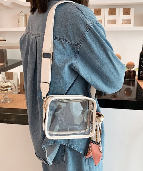 Amulet(アミュレット)の「スカーフ付きクリアバッグ(ショルダーバッグ・レディース・ピンク/ブラック/パープル/イエロー/グリーン/ホワイト・FREE)」の19枚目の写真