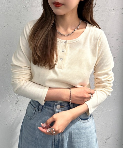 apres jour mignon（アプレジュールミニョン）の「ヘンリーネックリブプルオーバー【ZOZOTOWN限定アイテム】（Tシャツ/カットソー・レディース・ネイビー/レッド/アイボリー/その他・フリー/X-LARGE）」の5枚目の写真