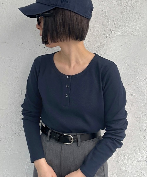 apres jour mignon（アプレジュールミニョン）の「ヘンリーネックリブプルオーバー【ZOZOTOWN限定アイテム】（Tシャツ/カットソー・レディース・ネイビー/レッド/アイボリー/その他・フリー/X-LARGE）」の13枚目の写真