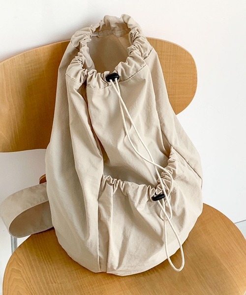 florist（フローリスト）の「【軽量/A4サイズ対応】ユニセックス ドロストワンショルダーバッグ/メッセンジャーバッグ（ショルダーバッグ・レディース・ブラウン/オフホワイト/ブラック・FREE）」の19枚目の写真