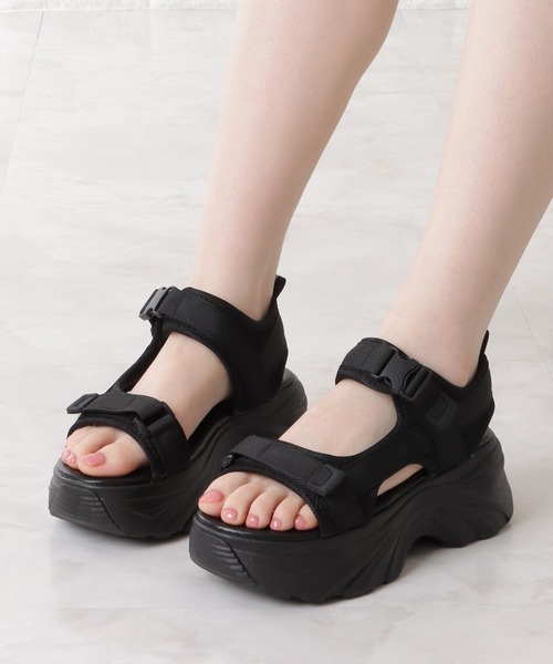 ◉未使用◉le♡babe レバーべ ラメ バックストラップサンダル ◉未使用◉le♡babe レバーべ ラメ バックストラップサンダル