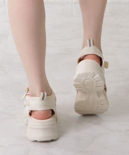 Lace Ladies（レースレディース）の「ボリュームソールスポーツストラップサンダル（サンダル・レディース・アイボリー/ブラック・22.5/24.5/24/23/23.5/ 25）」の19枚目の写真