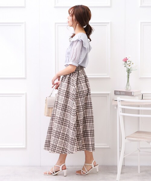 couture brooch（クチュールブローチ）の「◆シアーサッカーチェックスカート（スカート・レディース・ベージュ系1/アイボリー系1・38/40/42）」の3枚目の写真