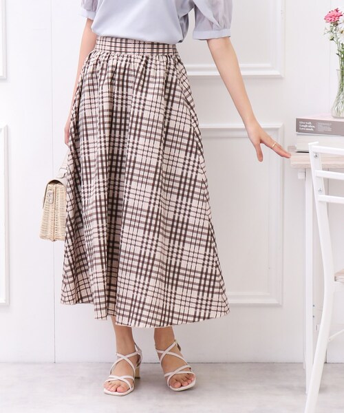 couture brooch（クチュールブローチ）の「◆シアーサッカーチェックスカート（スカート・レディース・ベージュ系1/アイボリー系1・38/40/42）」の9枚目の写真