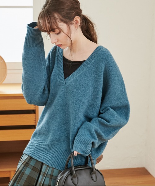 セール】オーバーサイズ 深Vネックニットプルオーバー（ニット