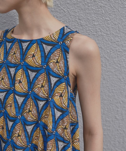 ROSE BUD（ローズバッド）の「アフリカンプリントワンピース（ワンピース・レディース・グリーン/ブルー・FREE）」の10枚目の写真