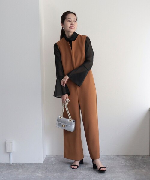 fredy emue(フレディエミュ)の「【オケージョン対応】ダブルクロスオールインワン(つなぎ/オールインワン・レディース・ブラウン/ブラック/キャメル・36/38)」の21枚目の写真