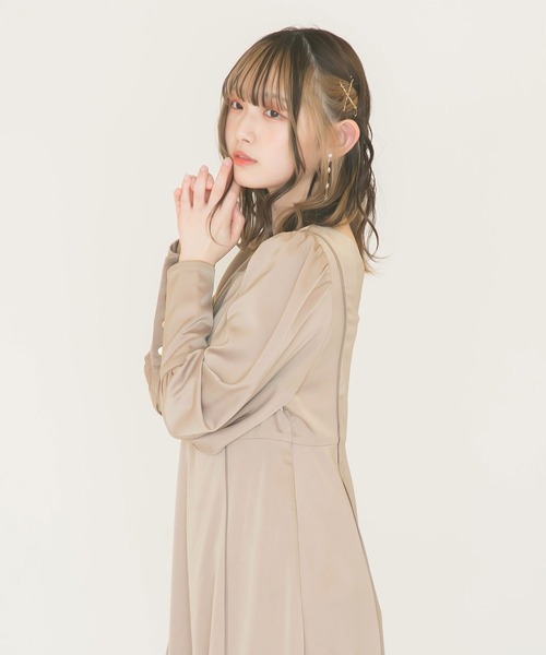 moulis'(ムーリス)の「2WAYボリュームスリーブワンピース(ワンピース・レディース・ベージュ/グリーン/オレンジ・MEDIUM/LARGE)」の12枚目の写真