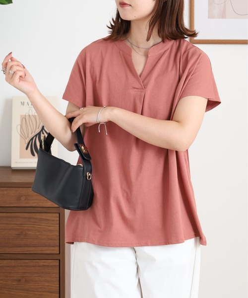 atONE(アットワン)の「atONE スキッパーブラウス風カットソー(Tシャツ/カットソー・レディース・ホワイト/テラコッタ/ライトブラウン/ブラック/カーキ/ピンクベージュ/ミント・M-L/LL~3L/4L~5L)」の18枚目の写真