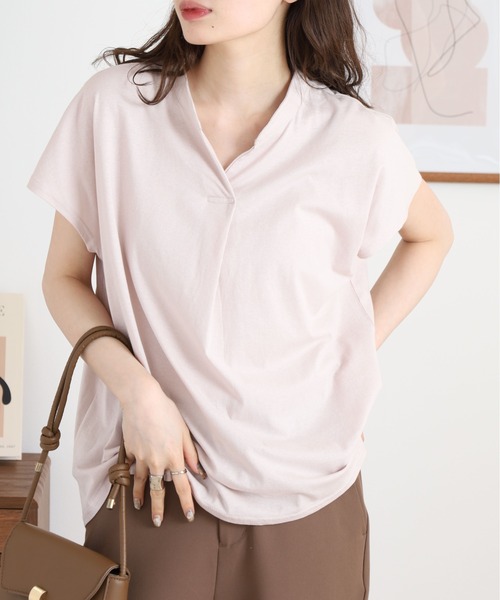 atONE(アットワン)の「atONE スキッパーブラウス風カットソー(Tシャツ/カットソー・レディース・ホワイト/テラコッタ/ライトブラウン/ブラック/カーキ/ピンクベージュ/ミント・M-L/LL~3L/4L~5L)」の8枚目の写真