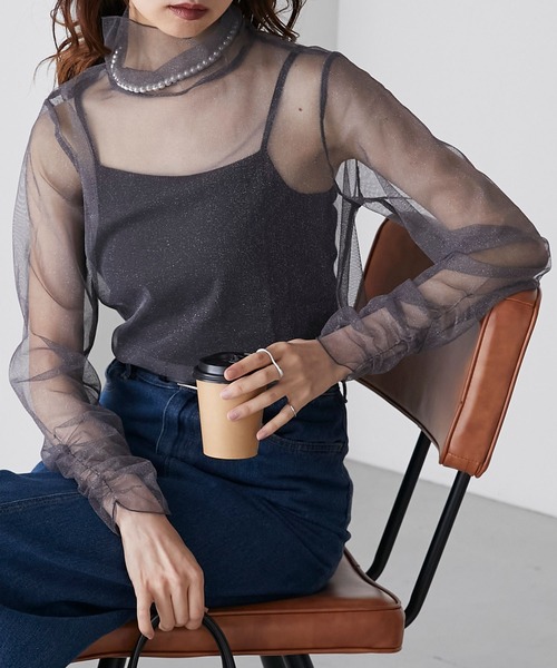 BONLECILL(ボンルシール)の「ラメチュール 袖ギャザーシアーハイネックプルオーバー(Tシャツ/カットソー・レディース・ブラック/ブラウン/カーキ/チャコールグレー/ブルー/アイボリー・FREE)」の3枚目の写真
