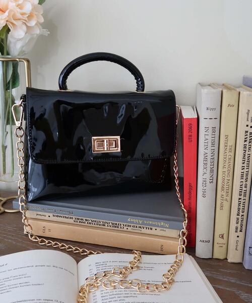 WEGO(ウィゴー)の「WEGO/ハンドルミニチェーンショルダー(ショルダーバッグ・レディース・ブラック/ブラック系その他/ホワイト・FREE)」の16枚目の写真