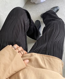 ウェーブ波柄ワイドストレートロングプリーツパンツ
