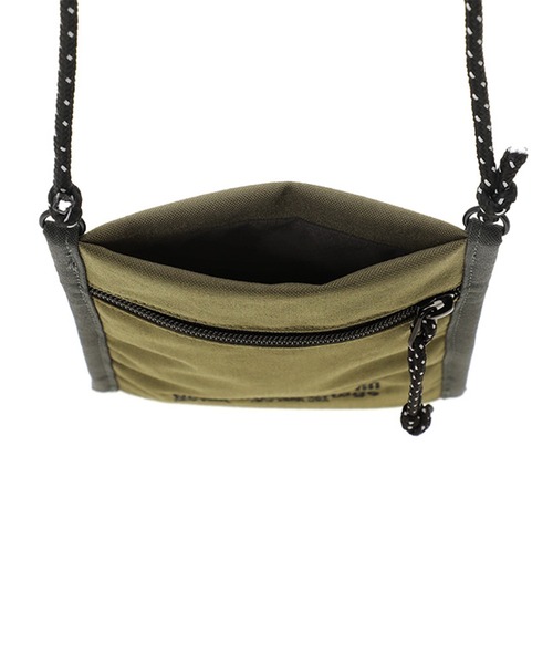 Manhattan Portage（マンハッタンポーテージ）の「Hearthside Pouch Forest Hills（クラッチバッグ・メンズ・ベージュ/オリーブ・FREE）」の7枚目の写真