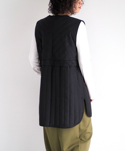 cepo（セポ）の「ドロストキルトベスト（ダウンベスト・レディース・ブラック/ベージュ・M）」の5枚目の写真