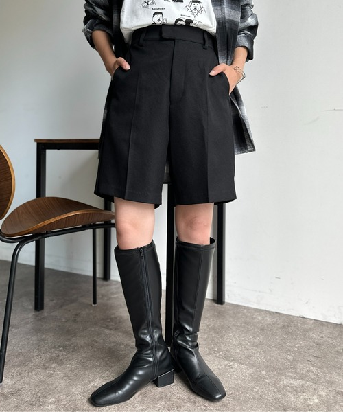 CPCM（シーピーシーエム）の「ワンタックハーフパンツ（その他パンツ・レディース・グレー/アイボリー/ブラック・FREE）」の3枚目の写真