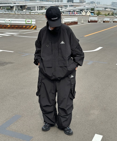 Perushu(ペルーシュ)の「スーパーワイドナイロンスノーカーゴパンツ(カーゴパンツ・メンズ・ブラウン/ライトグレー/ブラック・SMALL/MEDIUM/LARGE)」の11枚目の写真
