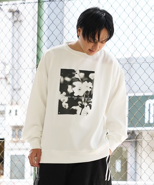1111clothing(ワンフォークロージング)の「アートフォト 段ボールニット プルオーバー / Art Photo Neoprene Pullover / トレーナー ロンT スウェット ユニセックス(スウェット・メンズ・ホワイト系1/ブラック系3/ホワイト系3/ホワイト系2/グレー系1/ベージュ系2・L/M)」の8枚目の写真