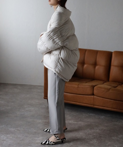 Fizz（フィズ）の「【Fizz/フィズ】　ハイネック中綿ジャケット（ダウンジャケット/コート・レディース・ブラック/ベージュ/ライトカーキ/アイボリー・M）」の10枚目の写真