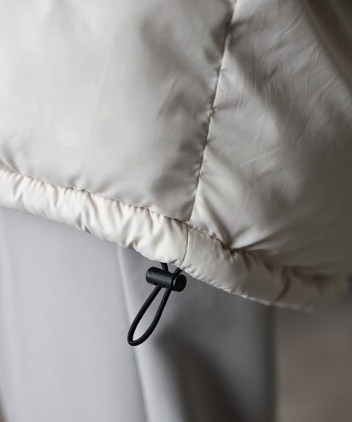 Fizz（フィズ）の「【Fizz/フィズ】　ハイネック中綿ジャケット（ダウンジャケット/コート・レディース・ブラック/ベージュ/ライトカーキ/アイボリー・M）」の14枚目の写真