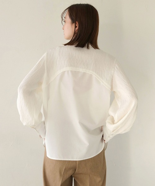 CLEIO（クレイオ）の「【CLEIO】異素材切替えカーブデザインシャツ/CURVE DESIGN SHIRT WITH DIFFERENT MATERIALS/940-11608（シャツ/ブラウス・レディース・ベージュ/ホワイト・FREE）」の9枚目の写真