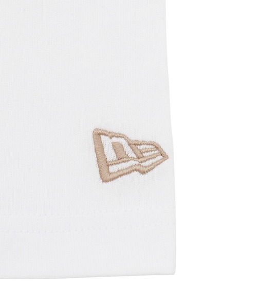 NEW ERA(ニューエラ)の「ニューエラ 半袖Tシャツ オーバーサイズ クラシックアーチロゴ(Tシャツ/カットソー・メンズ・ブラック/ストーン/ホワイト・L/M/S/XXL/XL)」の14枚目の写真