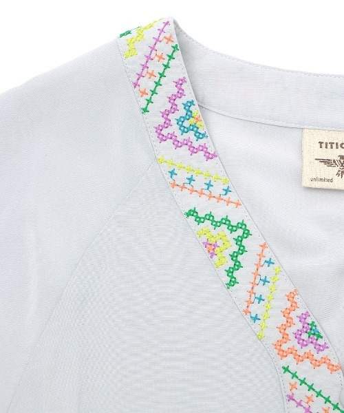 チチカカ（チチカカ）の「キカ刺繍チュニックワンピース（ワンピース・レディース・ライトグレー/ブラック/ブルー・FREE）」の18枚目の写真