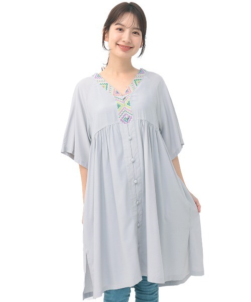 チチカカ（チチカカ）の「キカ刺繍チュニックワンピース（ワンピース・レディース・ライトグレー/ブラック/ブルー・FREE）」の9枚目の写真