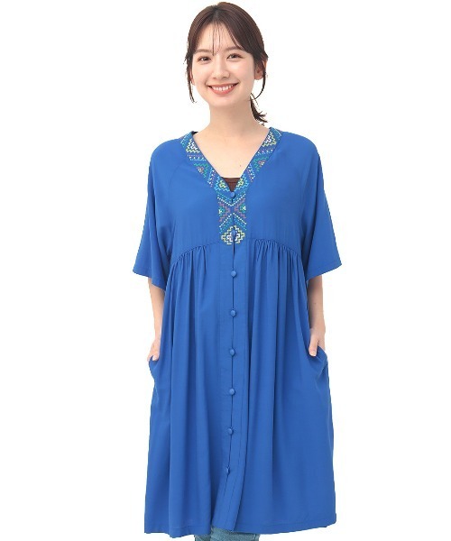 チチカカ（チチカカ）の「キカ刺繍チュニックワンピース（ワンピース・レディース・ライトグレー/ブラック/ブルー・FREE）」の10枚目の写真