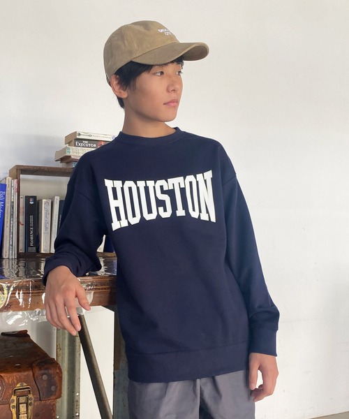 GLAZOS（グラソス）の「【大人向けサイズあり】【再入荷】【プチプラ】【あったか】裏起毛・アソートフロントロゴプリントトレーナー（その他トップス・キッズ・カーキ/グレー/ブルー/ブラック/パープル/ネイビー・170cm/160cm/150cm/140cm/130cm）」の5枚目の写真