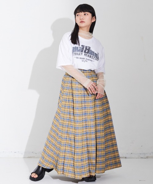 MERLOT（メルロー）の「アソートシアートップス（Tシャツ/カットソー・レディース・グレー/レッド/ホワイト/イエロー・FREE）」の15枚目の写真