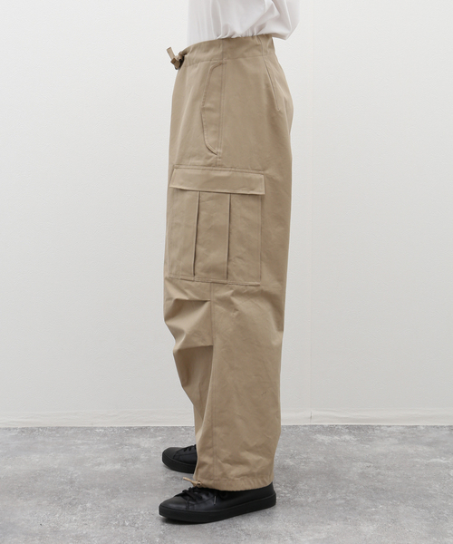 EDIFICE LA BOUCLE（エディフィスラブークル）の「【LA BOUCLE / ラブ―クル】50/2 ギャバジン カーゴパンツ（カーゴパンツ・メンズ・ベージュ/ネイビー・FREE）」の5枚目の写真