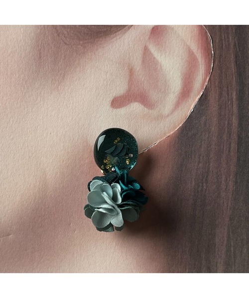 tone(トーン)の「【masamiyabi】黒シリーズ『光』変形ラウンド2wayピアス(MA)(ピアス(両耳用)・レディース・グリーン/ピンク/イエロー/ブルー/ブラウン/ブラック・FREE)」の11枚目の写真