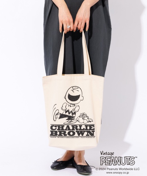 PEANUTS（ピーナッツ）の「【FRUIT OF THE LOOM】PEANUTSトートバッグ / A4サイズ対応（トートバッグ・レディース・ピンク/イエロー/ブルー/グリーン/アイボリー・フリー）」の5枚目の写真