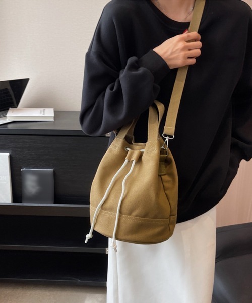 Miniministore(ミニミニストア)の「巾着 ショルダーバッグ レディース 軽量(ショルダーバッグ・レディース・ブラック/アイボリー/ブルー/ライトブラウン/グレー・FREE)」の10枚目の写真