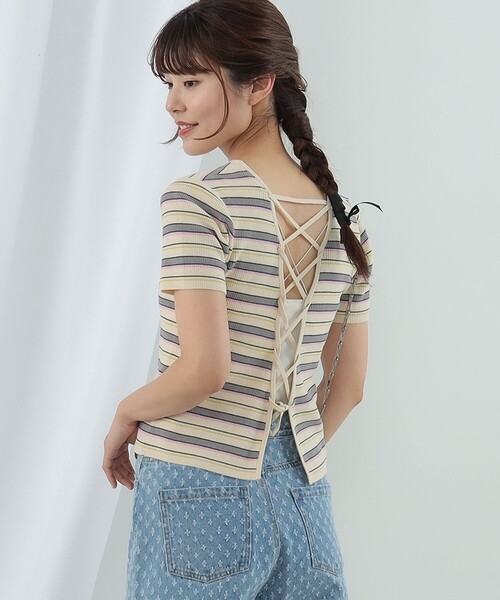 Ray BEAMS(レイビームス)の「Ray BEAMS / マルチ ボーダー レースアップ トップス(ニット/セーター・レディース・ベージュ/ブラック・ONE SIZE)」の1枚目の写真