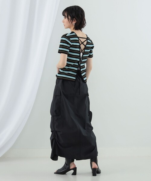 Ray BEAMS(レイビームス)の「Ray BEAMS / マルチ ボーダー レースアップ トップス(ニット/セーター・レディース・ベージュ/ブラック・ONE SIZE)」の5枚目の写真