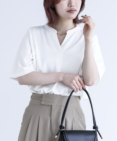 n'OrLABEL（ノアールレーベル）の「【機能素材】『イージーケアスキッパーデザインカットソー』（Tシャツ/カットソー・レディース・ブラック/グレイッシュブルー/オフホワイト/グレイッシュベージュ・1/2）」の22枚目の写真