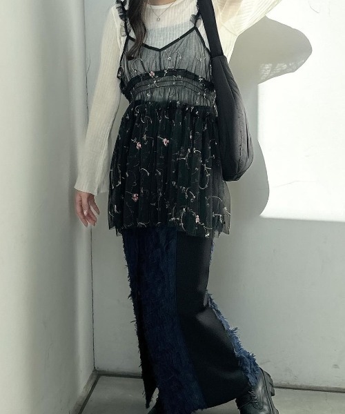 nemne store（ネンネストア）の「《Delfy》アソート刺繍チュールビスチェ（ベスト・レディース・ブラック/グレー・フリー）」の5枚目の写真