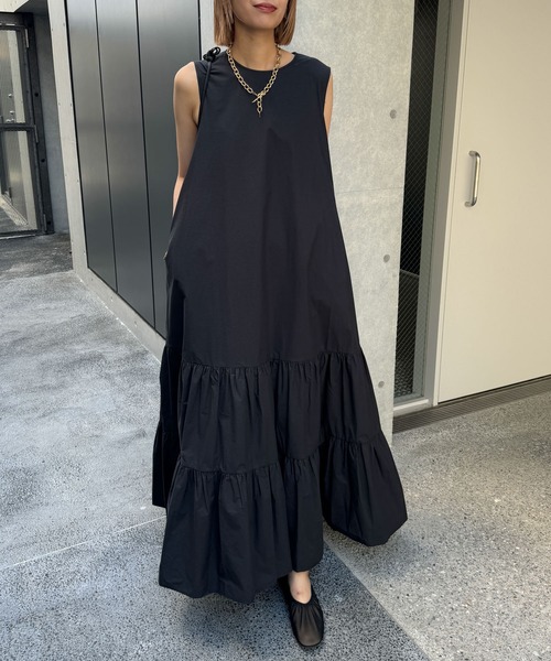 audrey and john wad（オードリーアンドジョンワッド）の「ティアードロングワンピース -手洗い可-（ワンピース・レディース・ブラック/スモークピンク/カーキブラウン・マルチサイズ）」の18枚目の写真