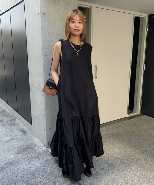 audrey and john wad（オードリーアンドジョンワッド）の「ティアードロングワンピース -手洗い可-（ワンピース・レディース・ブラック/スモークピンク/カーキブラウン・マルチサイズ）」の19枚目の写真