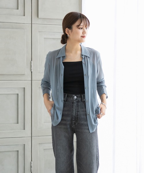 URBAN RESEARCH(アーバンリサーチ)の「シアーカットソーシャツ(シャツ/ブラウス・レディース・ブラック/ブルー系その他/ライトベージュ・FREE)」の11枚目の写真